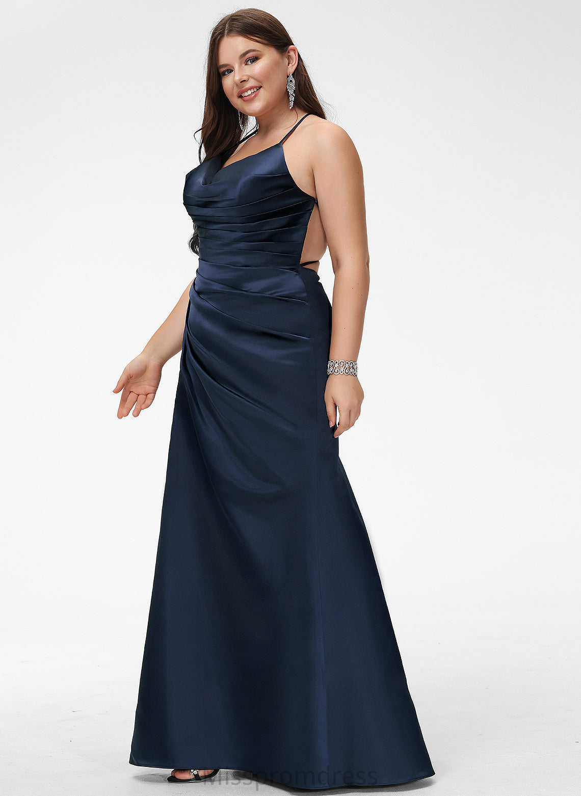 Sheath/Column Prom Dresses Pleated With Makenna Satin Floor-Length V-neck